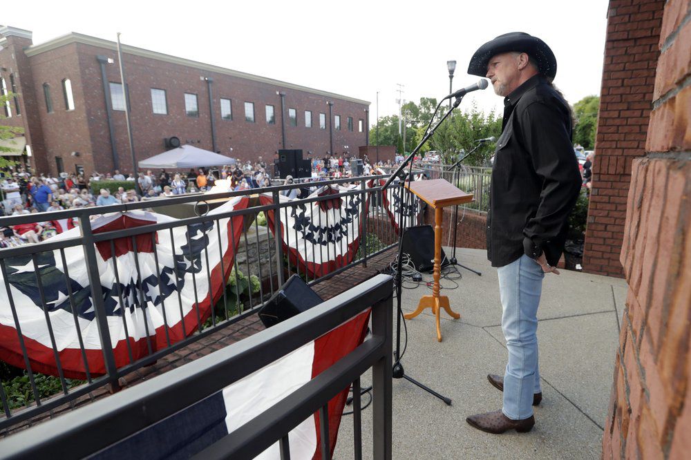 CHARLIE DANIELS FUNERAL - TRACE ADKINS - AP 7-9-2020 2.jpeg